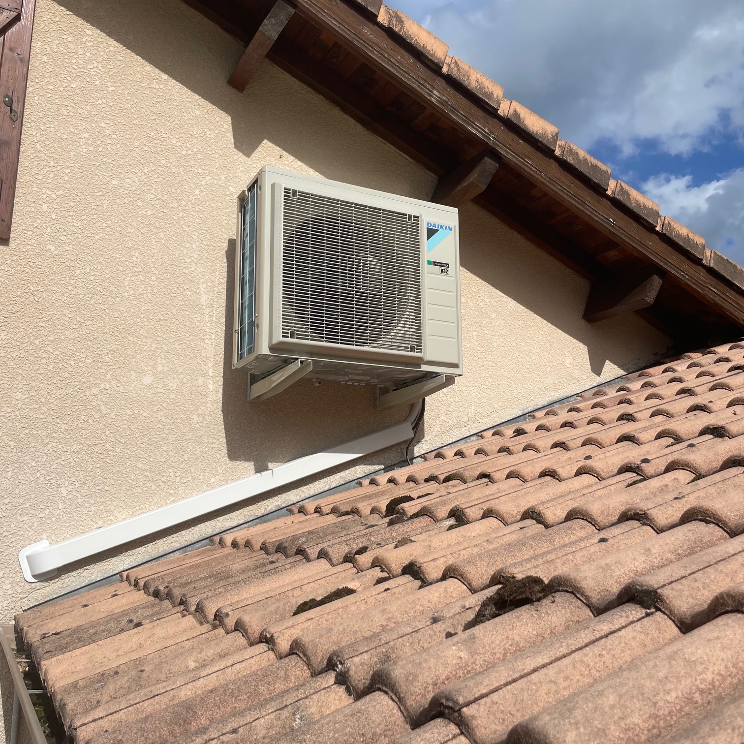 Pose clim PAC Daikin Pissos